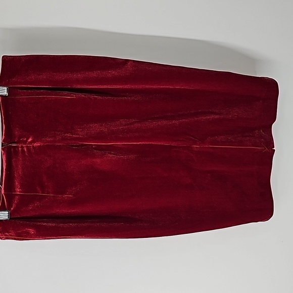 WHBM Cranberry Red Velvet Bodycon Pencil Skirt w Back Zip & Slit - Picture 6 of 12